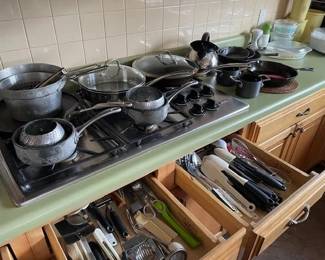 Full Set of MCM Cookware above and much more!