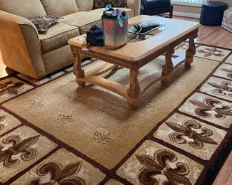 Fleur de Lis Area Rug
Coffee Table 