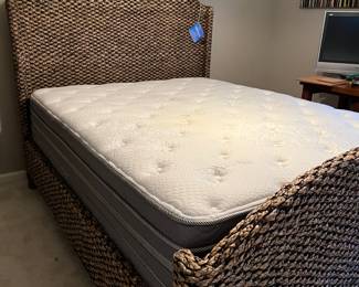 Queen Wicker Frame
Mattress Set