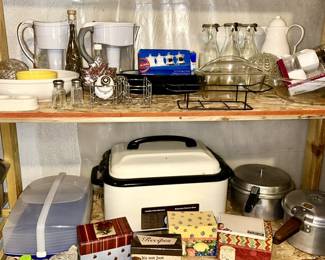 Vintage & modern kitchen items, large roaster