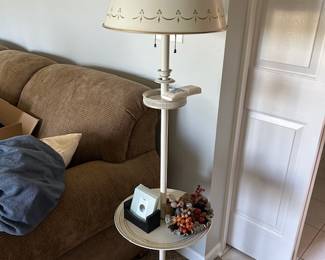 Metal toleware floor lamp