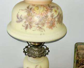 Close-up view of Burmese satin glass table lamp