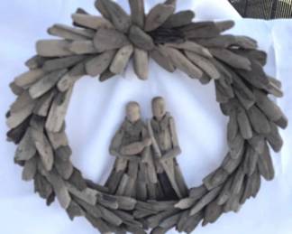 Solid Driftwood Wreath