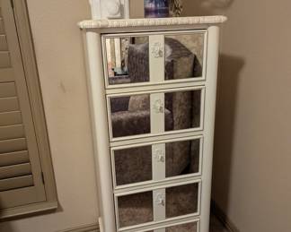 Chest of Drawers mirrored front