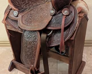 Childs Leather Saddle