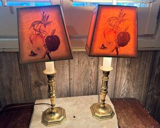 Short brass lamps 