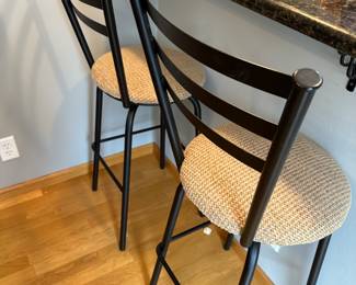 kitchen items, bar stools