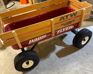 Radio Flyer wagon 