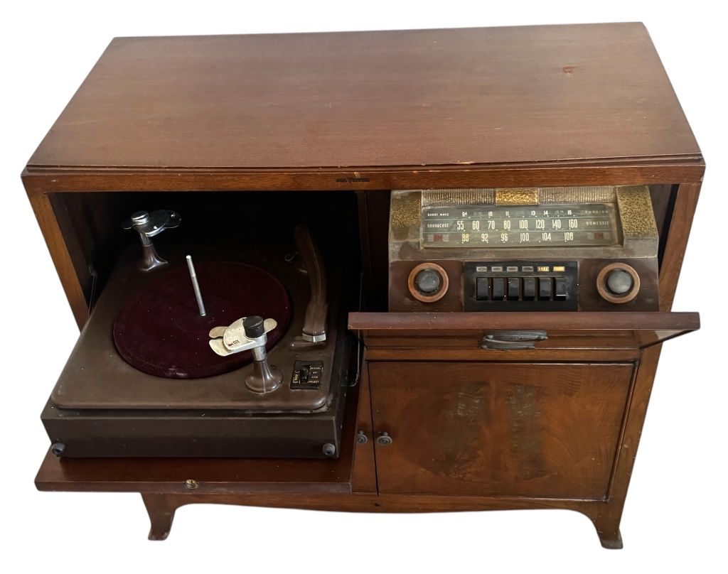 RARE RCA Victrola Record Table Console 
