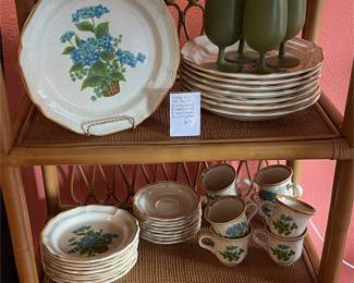 bluebonnet dinnerware vintage dining