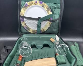 Green Picnic 'Basket' Backpack w/ Dishes for 2
