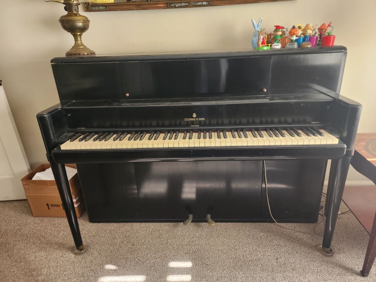 Steinway w Bench $650