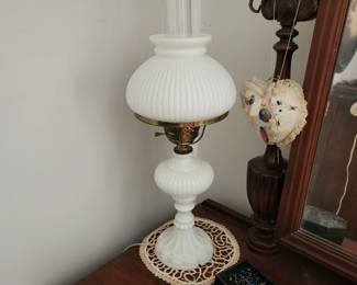 A pair of white lamps. Need to be reqired. $50 ea
