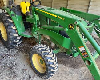 2018 John Deere Compact Utility Tractor 4044M with Loader - 317 hours
