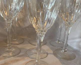 Set Of 7 Matching Glass Cups, Wine Glasses Intricate Designs