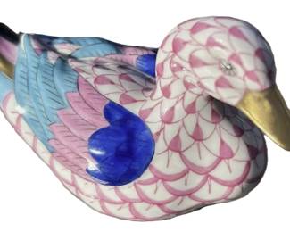 HEREND SIGNED FISHNET DUCK