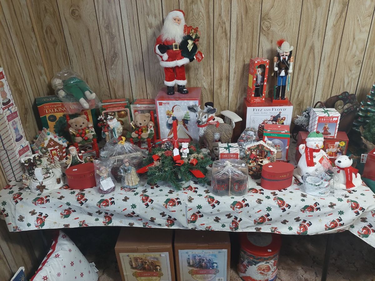 A room full of Christmas!