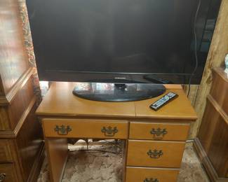 sewing machine, t.v.