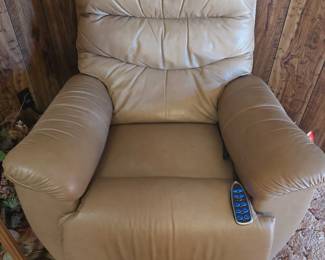 Electronic recliner