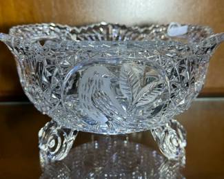 Hofbauer Crystal dish.  “The Byrdes” stunning etched bird motif