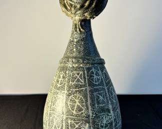 True Legacy Premium - Alfaraz Pottery Vase