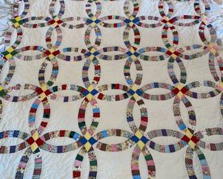 Quilt with rings
