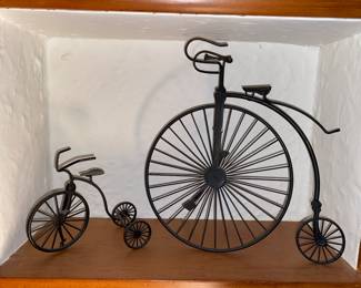 Metal bicycle decor