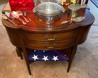 Formal curve front 2 drawer stand with leather top