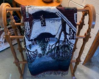 Blanket/quilt rack