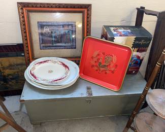 Gray chest : platters and tray