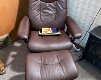 Leather chair and ottoman