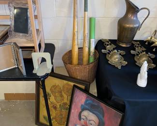 Clown pictures, sports items, brass pieces