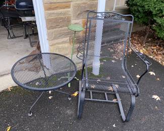 Metal patio chair and table