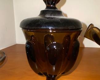 MCM lidded container