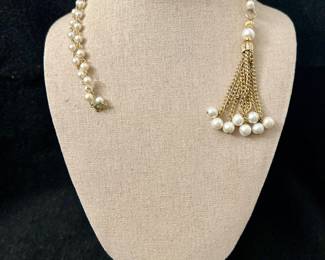 Faux Pearl Tassle Necklace