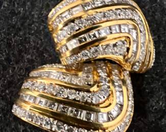 18K Gold & Diamond Earrings