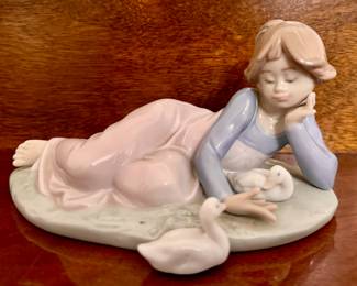 Lladro "Playful Friends"