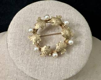 14K Gold & Pearl Pin