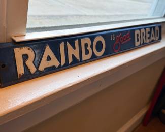 Rainbo is good bread door push, large