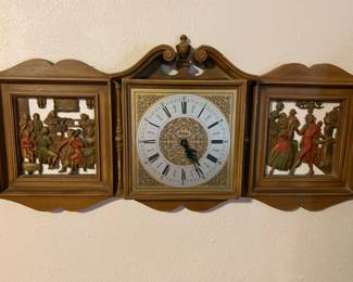 Vintage  Arabesque Wall Clock WORKS Victorian Minstrel Party 