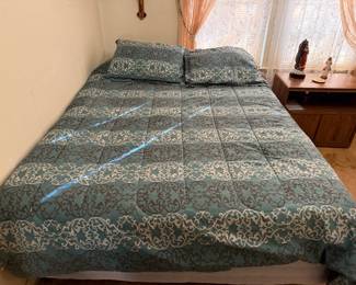 Full Size Bed