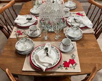 Ethan Allen table with 4 chairs- mint condition, Christmas dishes, square cake plate