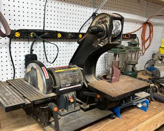 Belt and disc sander