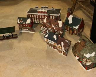 Department 56 Holiday Houses