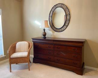 Broyhill Dresser