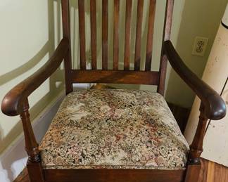 Beautiful Antique  Oak Rocker 