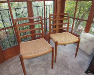 woven seat chairs