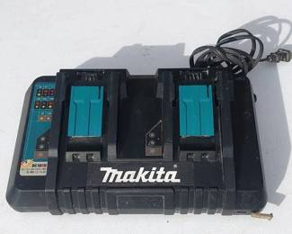 Makita Corporation 2 Port Rapid Charger DC18RD