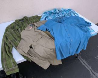 Assorted Mens Flannel Shirts  Various Sizes