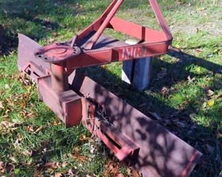 Pull Behind Imco 6' Rear Blade, 3 Point Hitch Connection